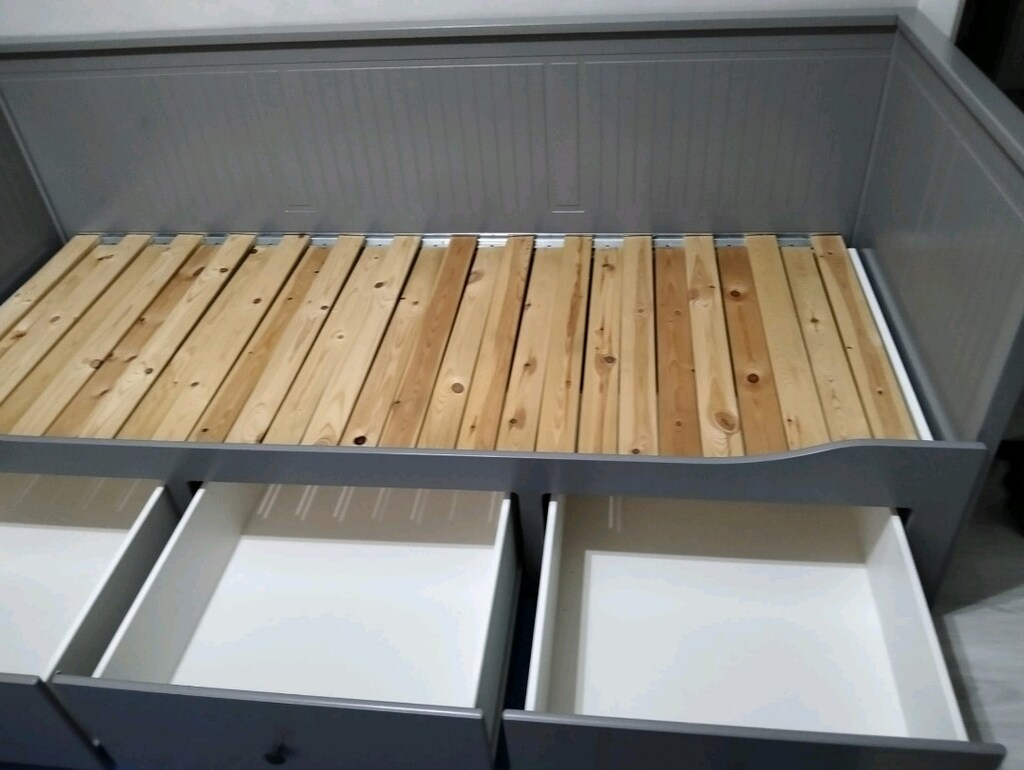 ikea hermes divan - 6