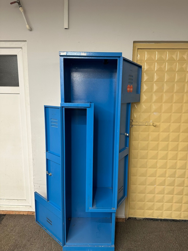 KLAS OFİS ÜSKÜDAR 50x40x185 MAVİ METAL SOYUNMA DOLABI - 4