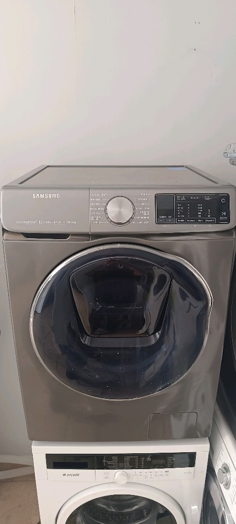 Samsung çamaşır makinesi 10 kg tertemiz sağlam çalışan 1400 devir!!! - 2