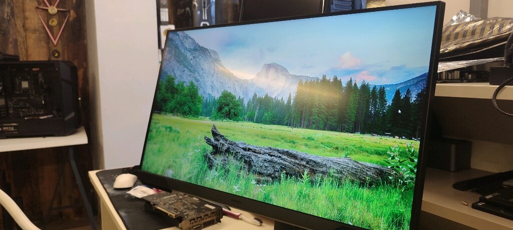 Samsung 24" Pivot Monitör IPS 1080P 75Hz LF24T450FQRXUF - 7