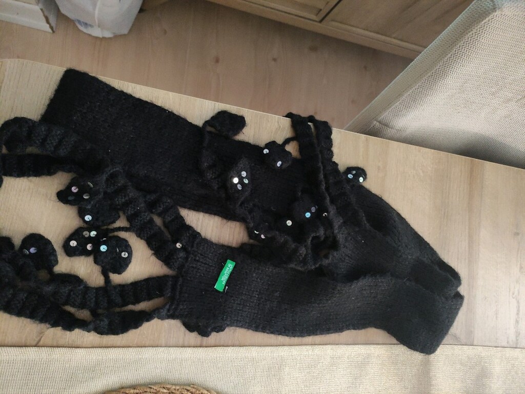 Benetton atkı