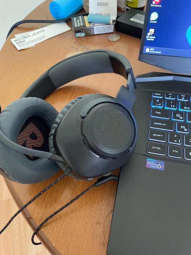 monster abra a7 v14.3 gaming laptop - 4
