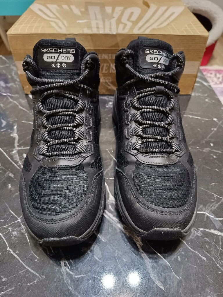 Skcherss GO run altitude kutusundadır.Orjinal ve birkaç kez giyilmis - 10