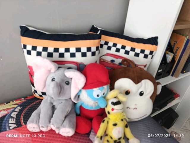 PELUŞ OYUNCAKLAR