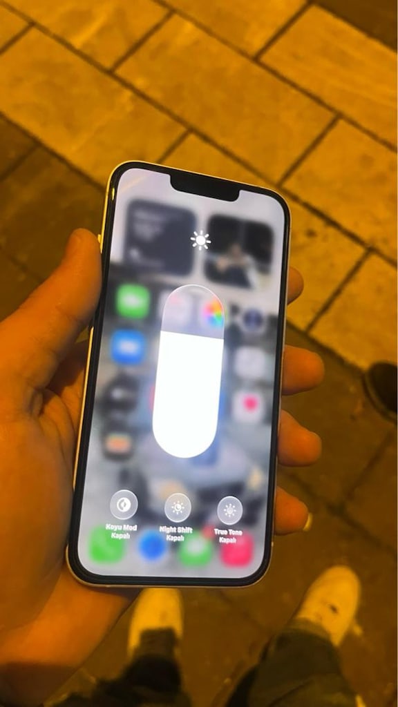 iPhone 14YD - 3