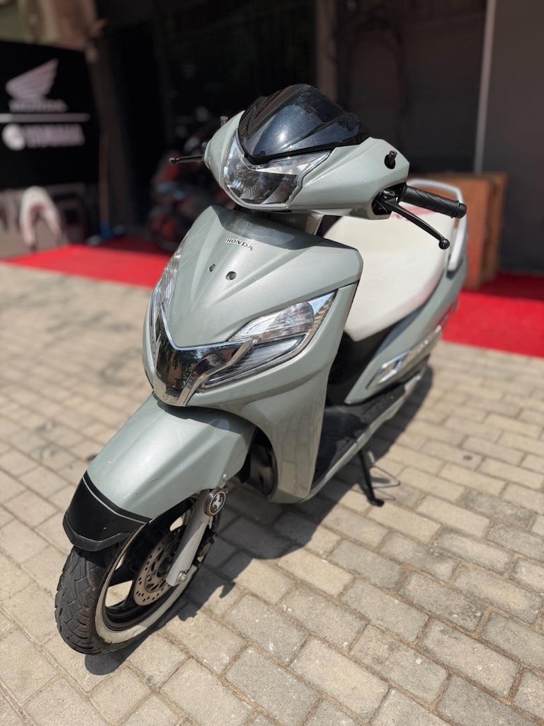2023 model 17.000 km Nardo gri Activa - 5