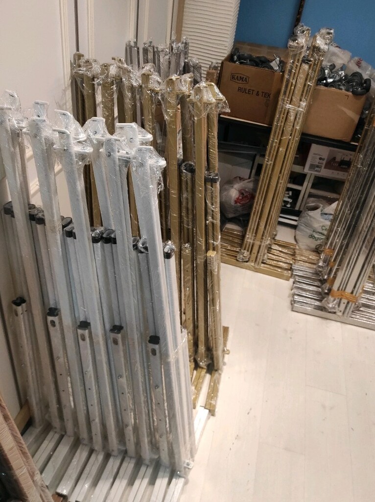 Askılık Stant Eşek,Metal Stand, Ayaklı Askılık,Tekerlekli Askılık,Gold - 14