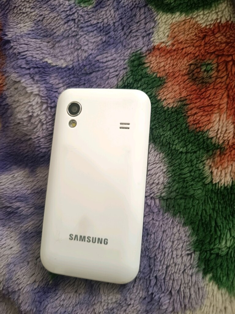 Samsung Açe takas olur - 2