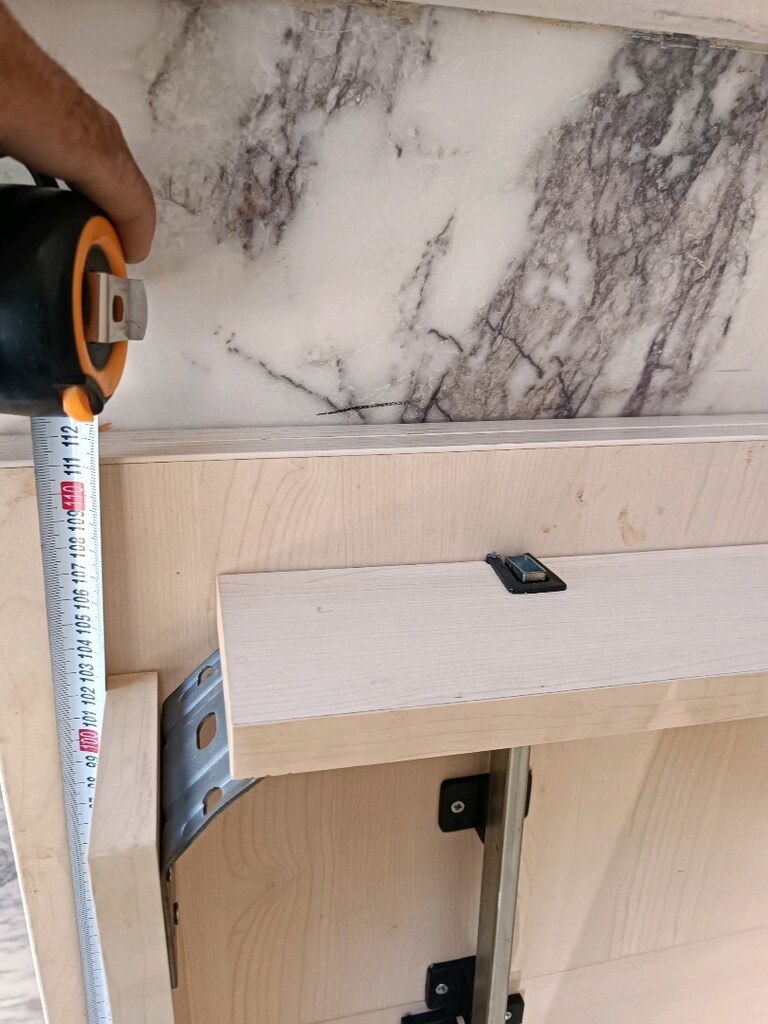 mutfak masası hiç bir sorunu yok adet fiyat bin TL uygun fiyat nkl var - 5