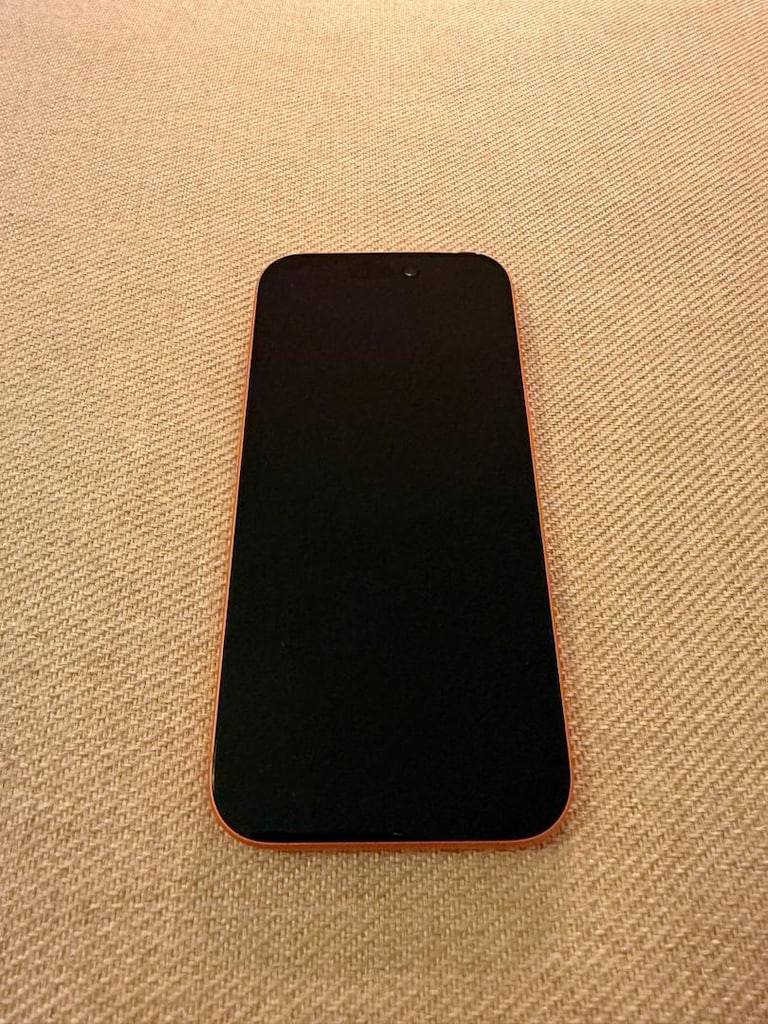 iPhone 17 Pro - Kozmik Turuncu - 2