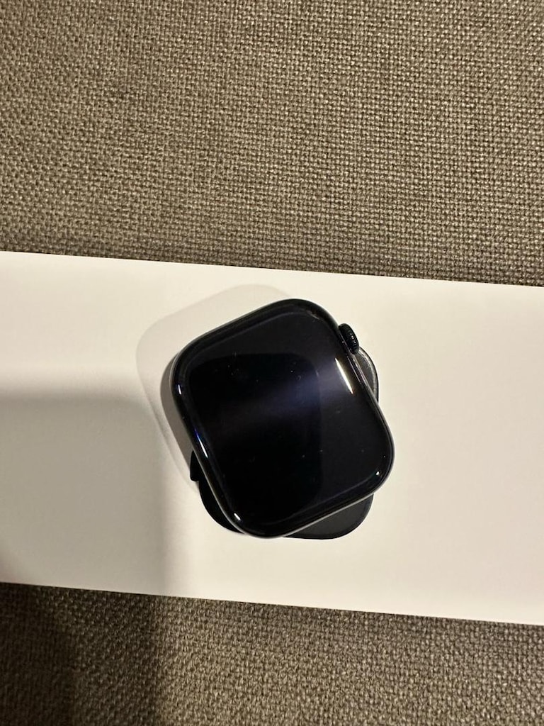 Apple Watch Series 10 46 mm sıfır kokusu üzerinde - 8