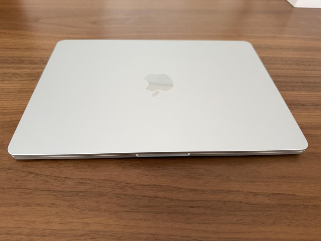 MACBOOK AIR M4 - 16GB RAM - 256 GB SSD - APPLE TRACKPAD HEDIYELI - 6
