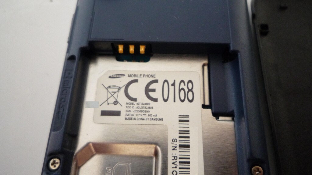 Samsung GT-E2350B Cep Telefonu - 6