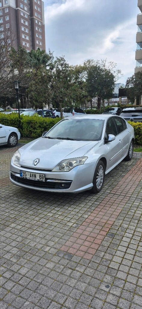 ACİLLL SATILIK RENAULT LAGUNA PRİVİLEGE full paket sıfır motor - 2