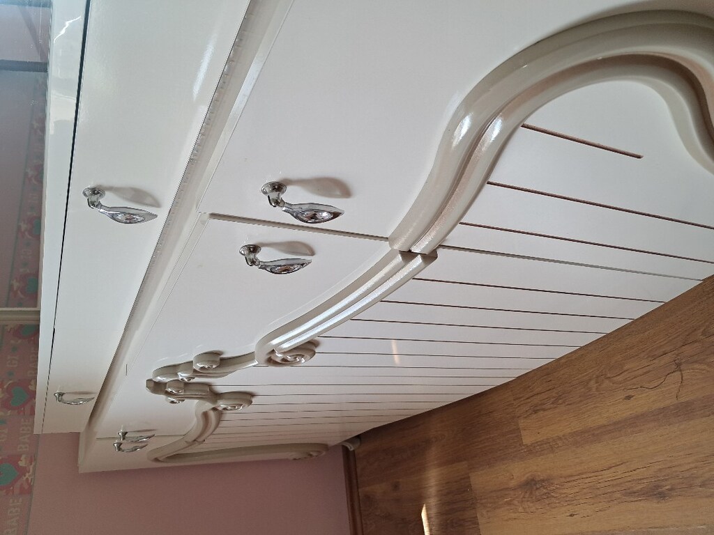 ACİL SATILIK aynalı Led ışıklı yemek konsolu - 3