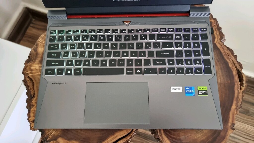 Excalibur i7-13620H RTX 5050 E.K 64 GB DDR5 RAM 1 TB SSD - 3