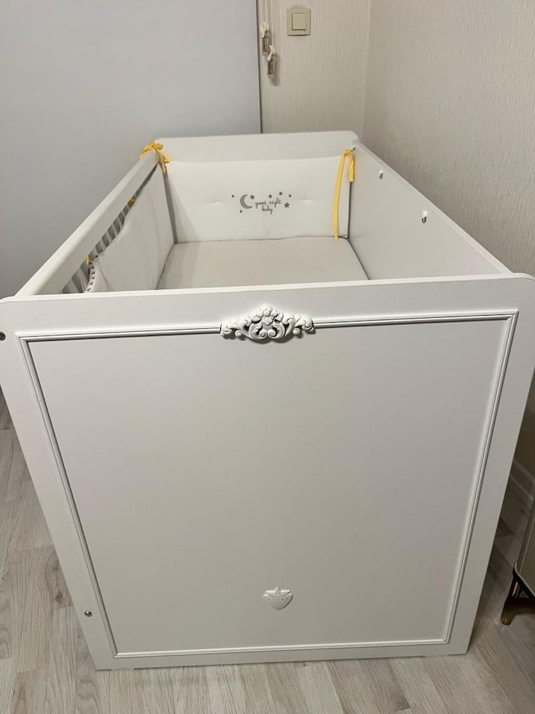 ÇİLEK MOBİLYA BEŞİK