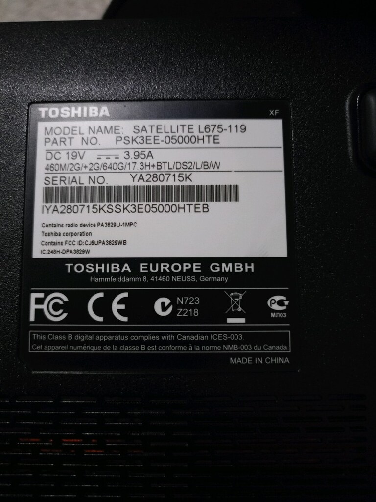 toshıba satellite L675-119 - 5