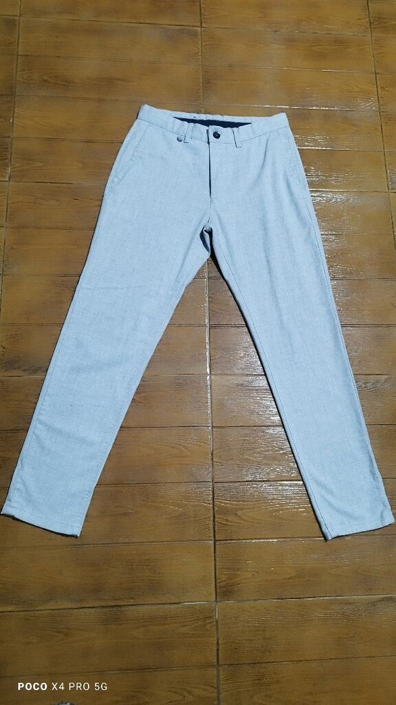 #Zara yumuşak hoş kumaş slim fit pantolon.Mağazasında 2000 TLdir. - 2