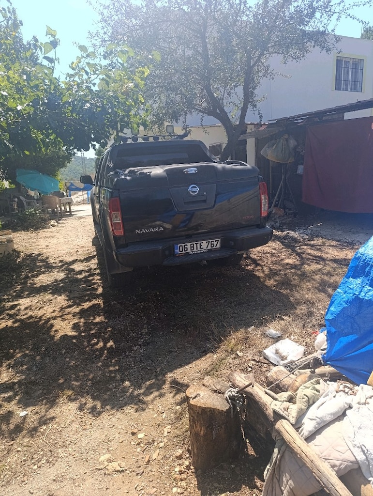 Nissan navara 4x4 Off-Road Donanımlı Bagaj Kabinli çeki demirli - 9