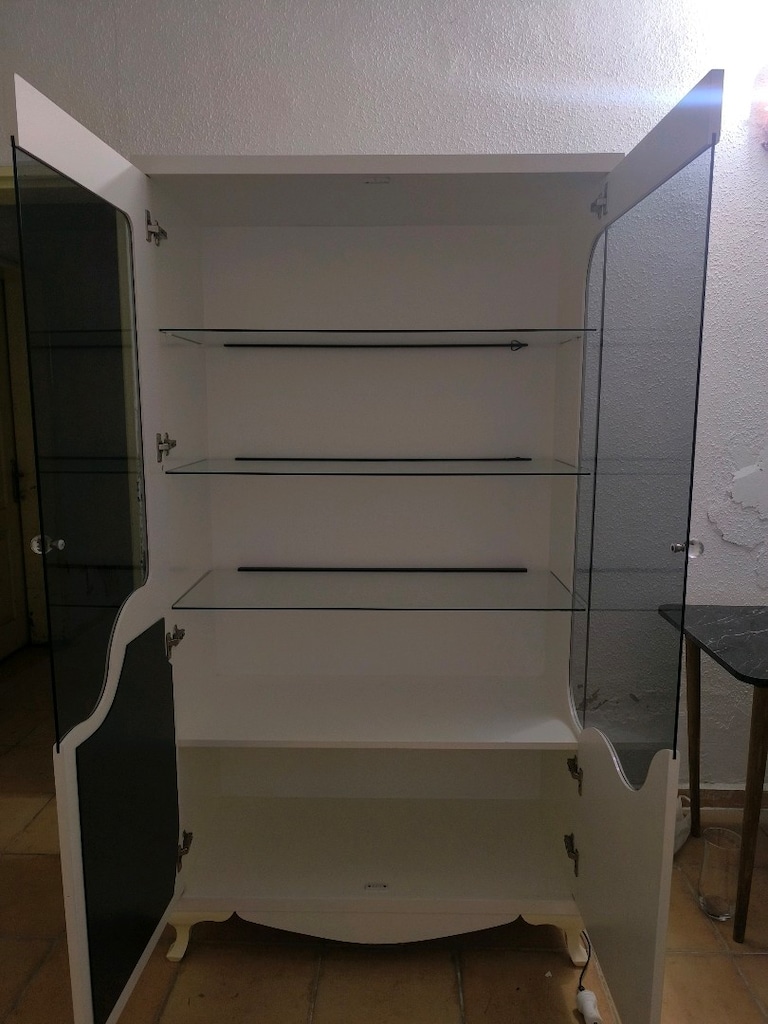 LED Aydınlatmalı Gümüşlük / Cam Vitrin - Temiz - 3