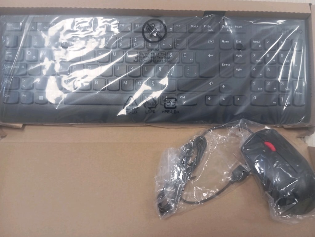 yeni sıfır orjinal kutusunda LENOVO KLAVYE MAUS SETİ - 2