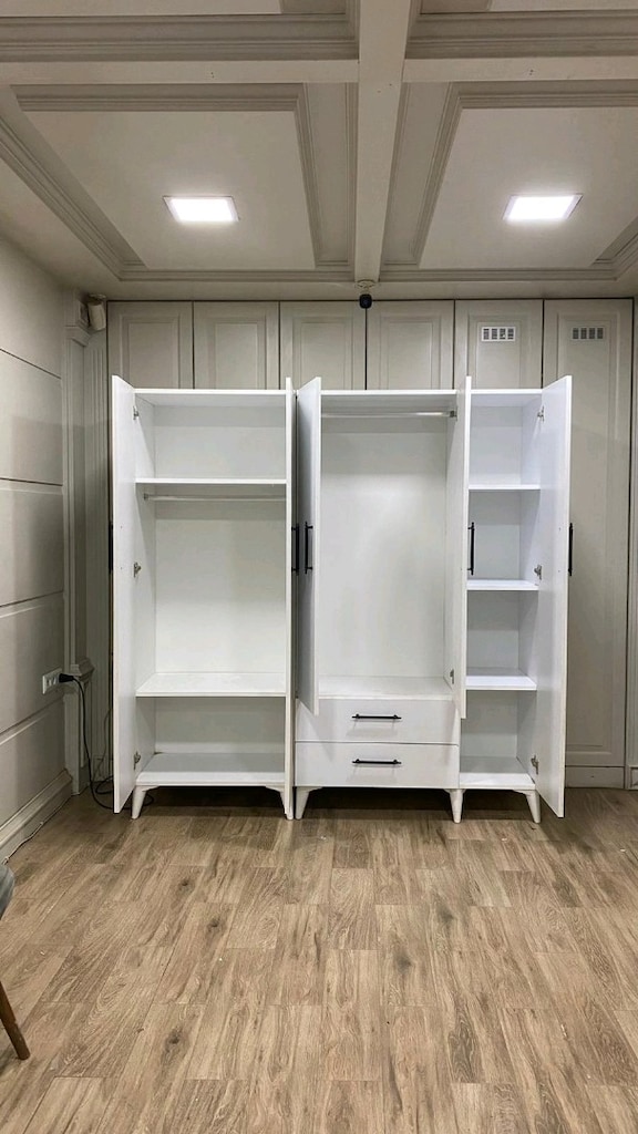 5 kapaklı elbise dolabı - 2
