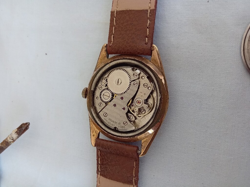 1971 imalı ATOMİK KURMALI TAKVİMLİ ERKEK KOL SAATİ - 2