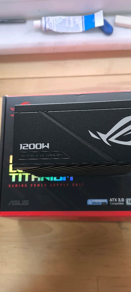 Asus rog Loki 1200 watt titanium sfx güç kaynağı - 4