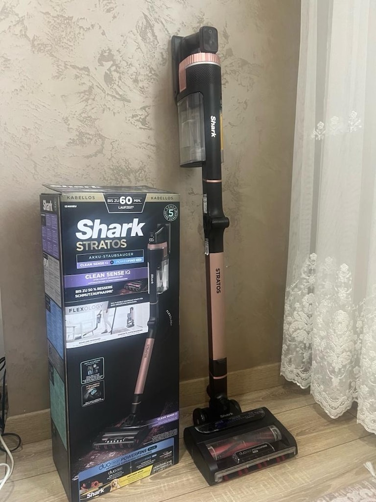 Shark Stratos IZ400EU Şarjlı Süpürge