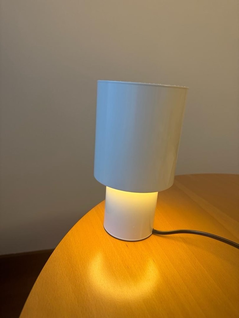 ikea spetsboj beyaz masa lambasi - 2