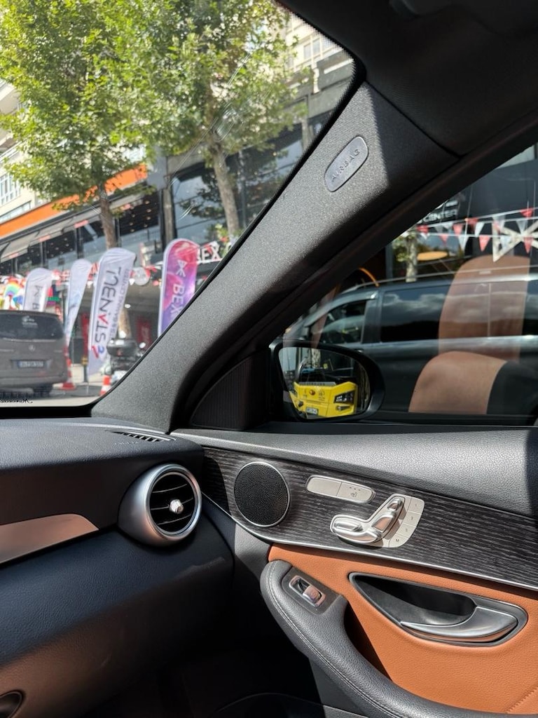 Mercedes C200 Amg 4 matic 2020 - 8