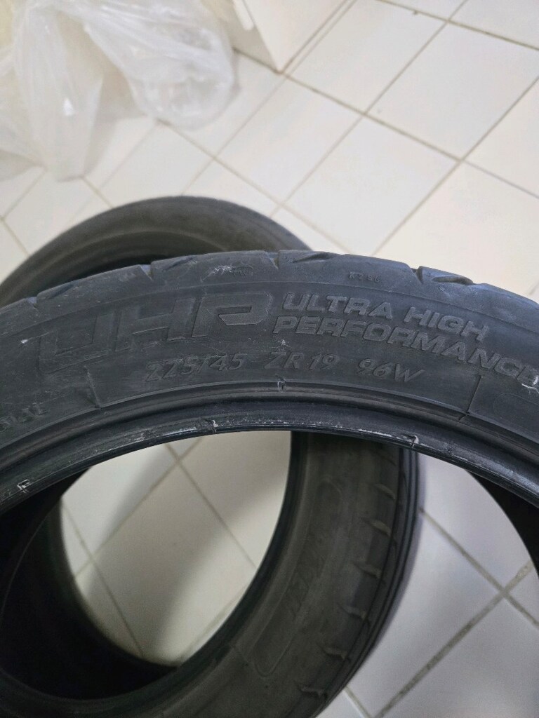 225 45 R19 Riken - 5