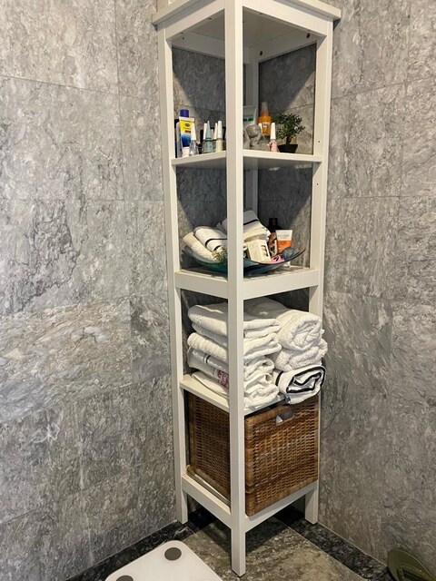 ikea hemnes banyo rafı