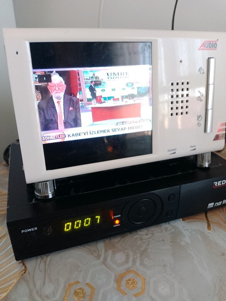 El yapımı uydulu tv - 4