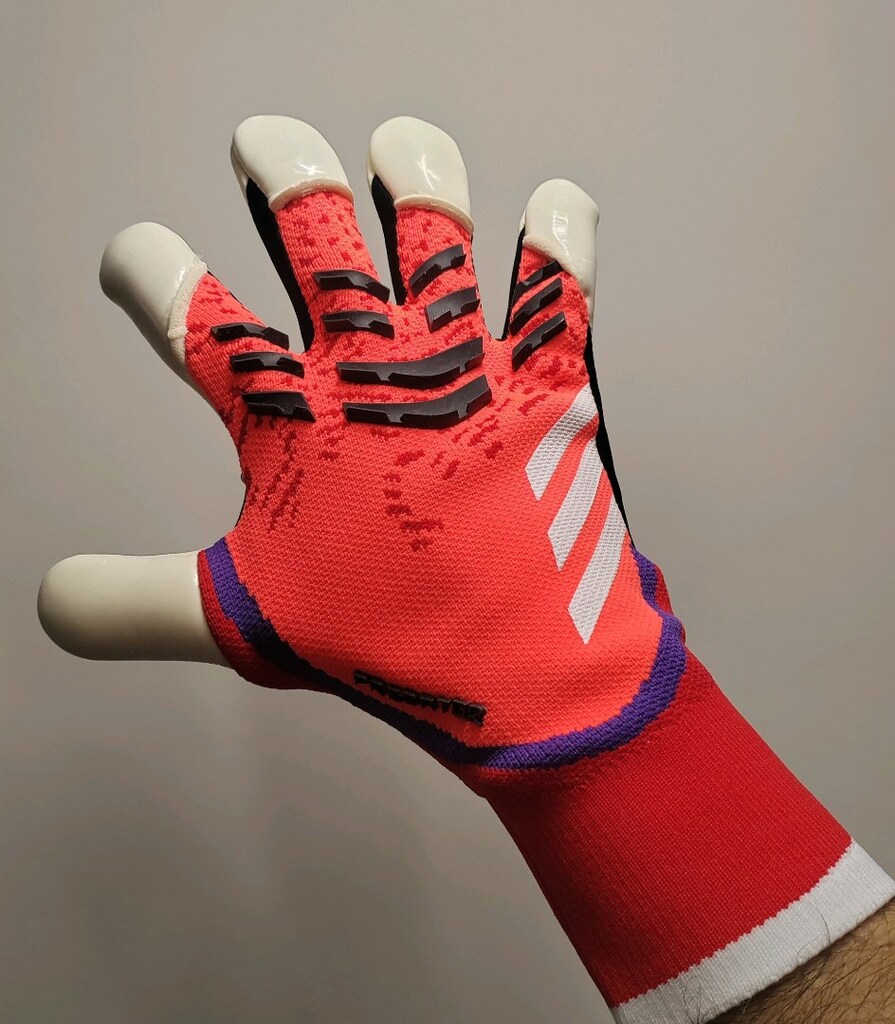 Adidas Predator Prof. 8 no kaleci eldiveni - 2