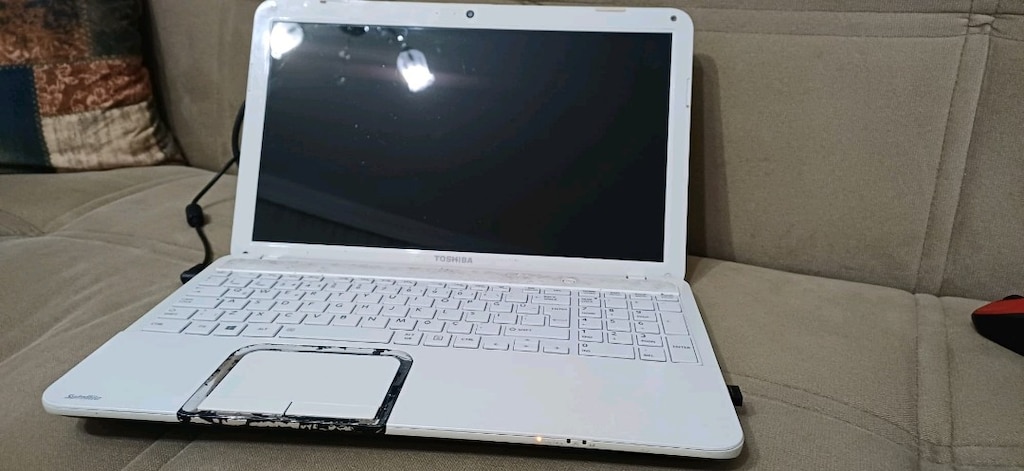 Toshiba i5 3.Nesil laptop - 11