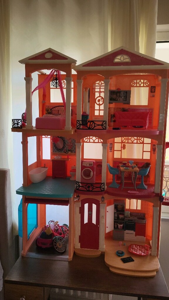 Barbie evi - 3