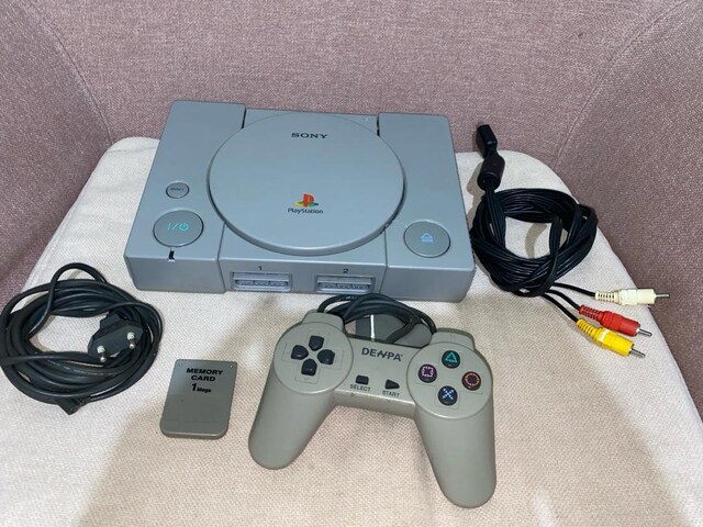PlayStation 1 SCPH-9002 sorunsuz