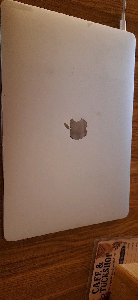 MacBook Pro - 6
