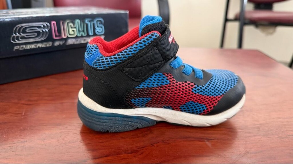 SKECHERS IŞIKLI 26 NUMARA ERKEK AYAKKABI - 6