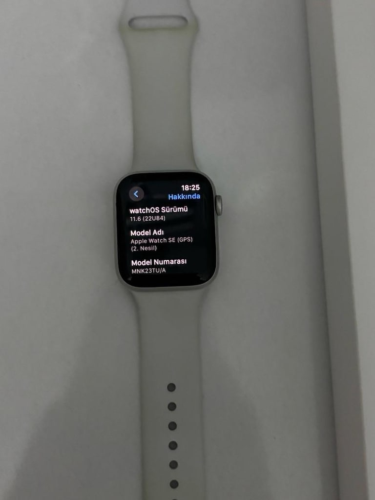 Apple Watch Se 2.Nesil 44 MM - 3