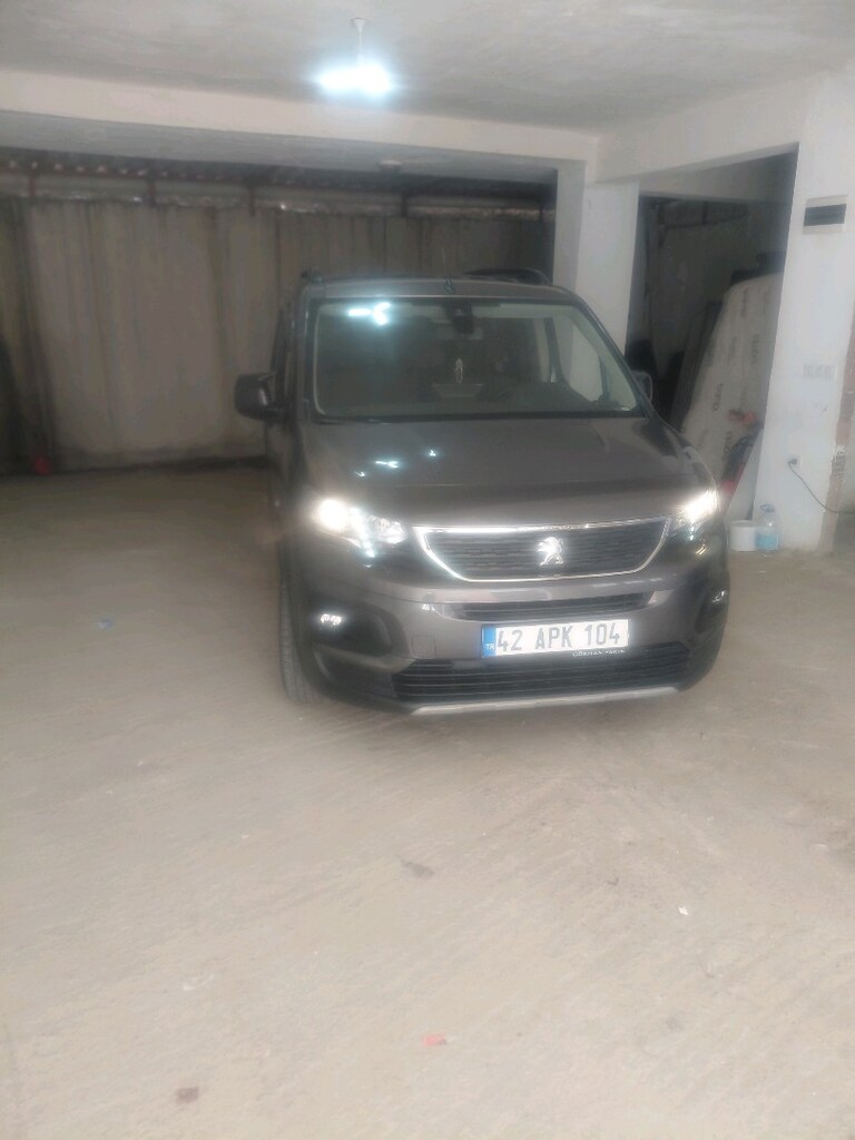 Hatasız boyasız 2022 model peugeot rifter - 6