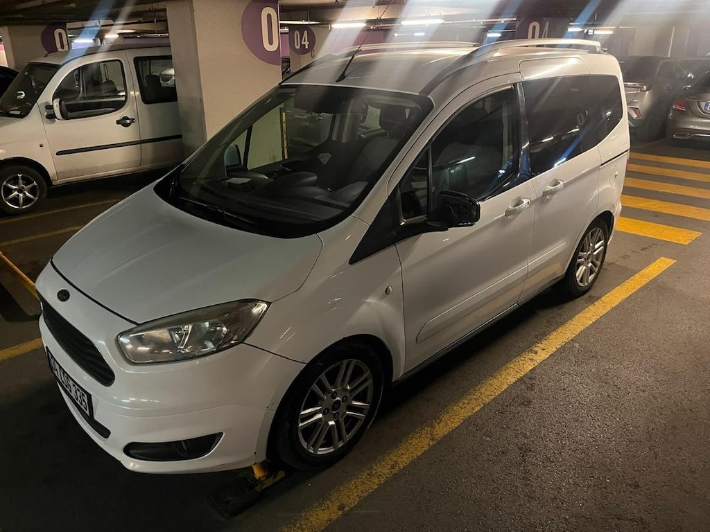 Ford TOURNEO