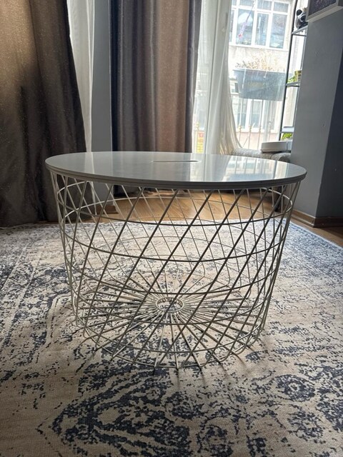 Ikea Sehpa 62 cm