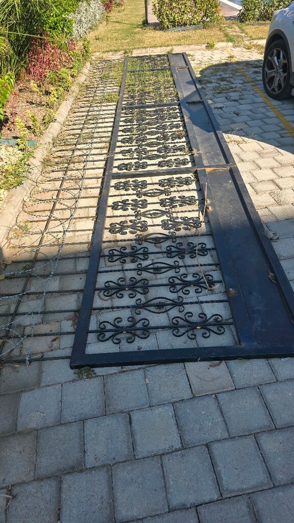 BAHÇE DEMİR KAYAR KAPI - 3