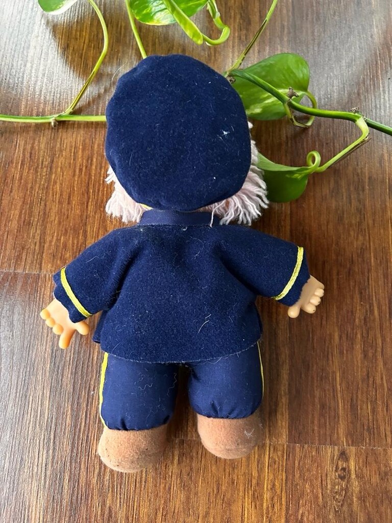 Eski dönem oyuncak bebek - 9