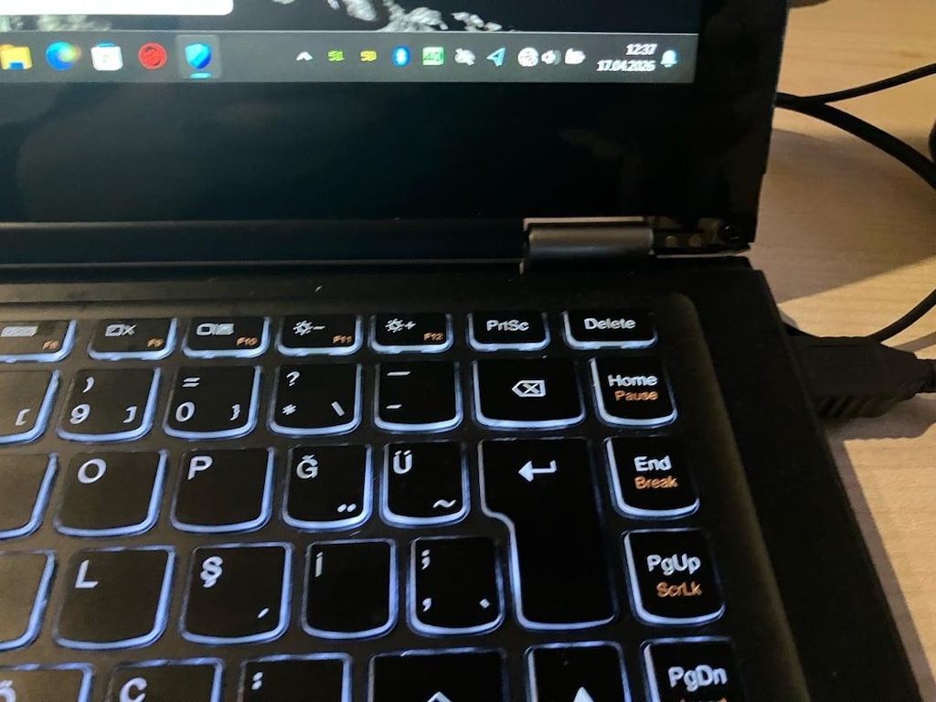 ACİLL LENOVO YOGA 2 - 10
