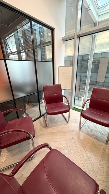 Bordo renk ofis sandalyesi 4 adet.