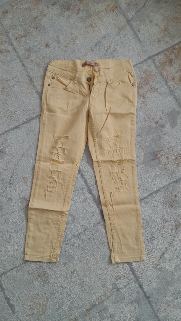 yırtık kısa pantolon